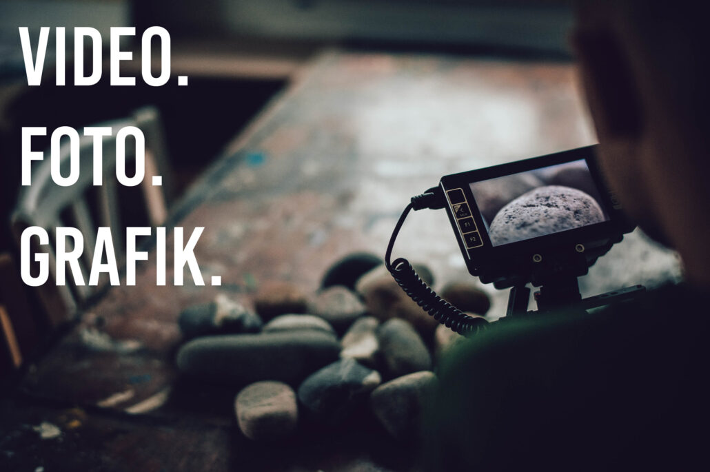 Foli Media produkter Foli Media er et reklamebureau med stærke kompetencer indenfor kommunikation og markedsføring samt produktion af video, foto og grafik.